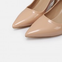 Ten Rugan Stiletto