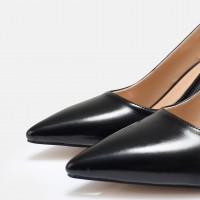 Siyah Parlak Arkası Açık Stiletto