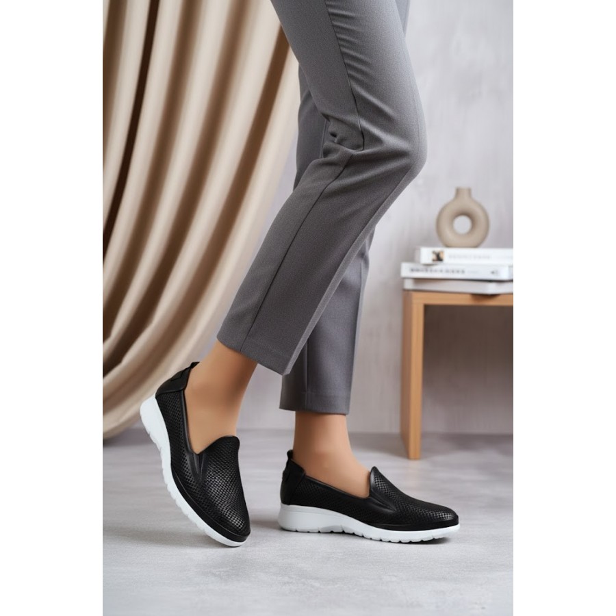 Dolgu Topuk Spor Ayakkabı Siyah Hakiki Deri